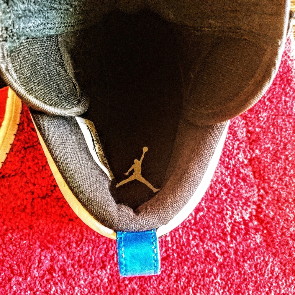Women's Nike Air Jordan 1 Custom Sneakers Size 8 - Picture 7 of 12